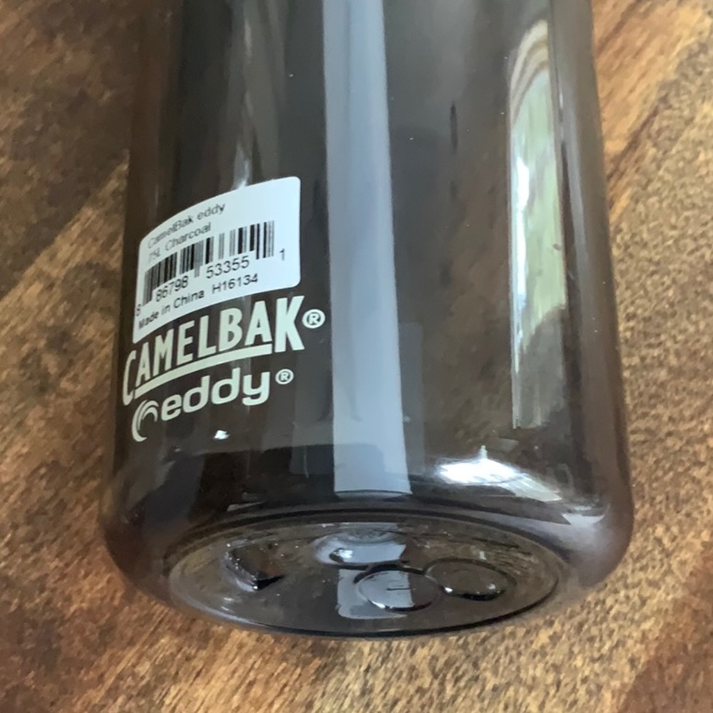Camelbak eddy Water Bottle 25 oz - Picture 4 of 4